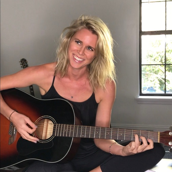 Meet your Posher, Janie - Picture 7 of 7